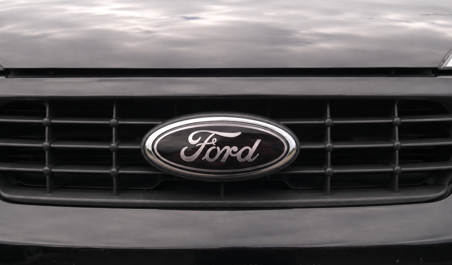 Ford Focus 1998 - 2018 Front + Rear Black Badge Set